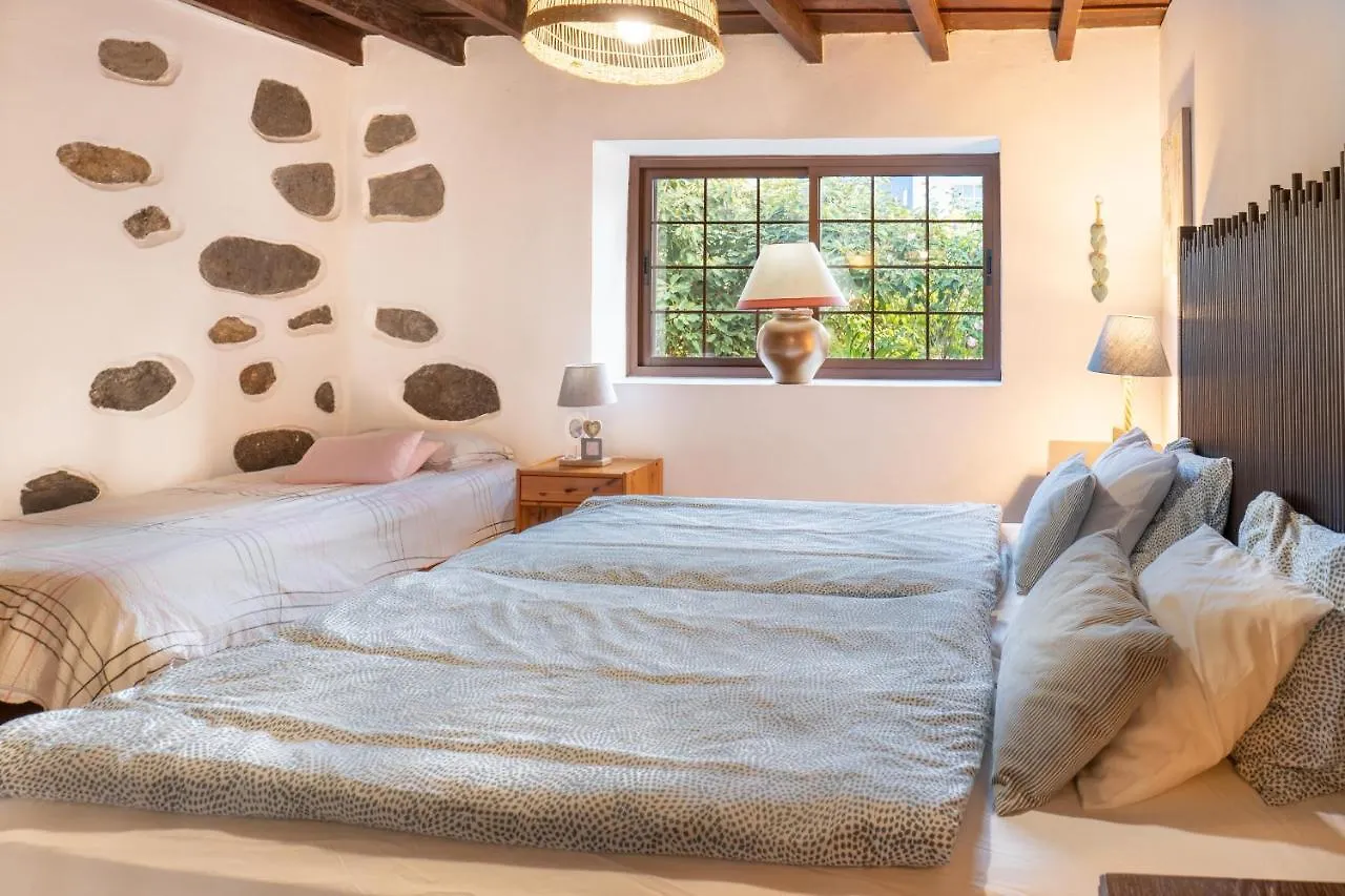 Pradera De Melo Heated Pool On Request-Wifi-Bbq Villa Los Realejos Spain
